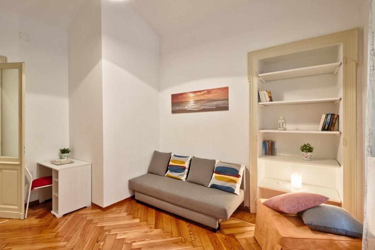 Lovely Flat Cit Apartment *